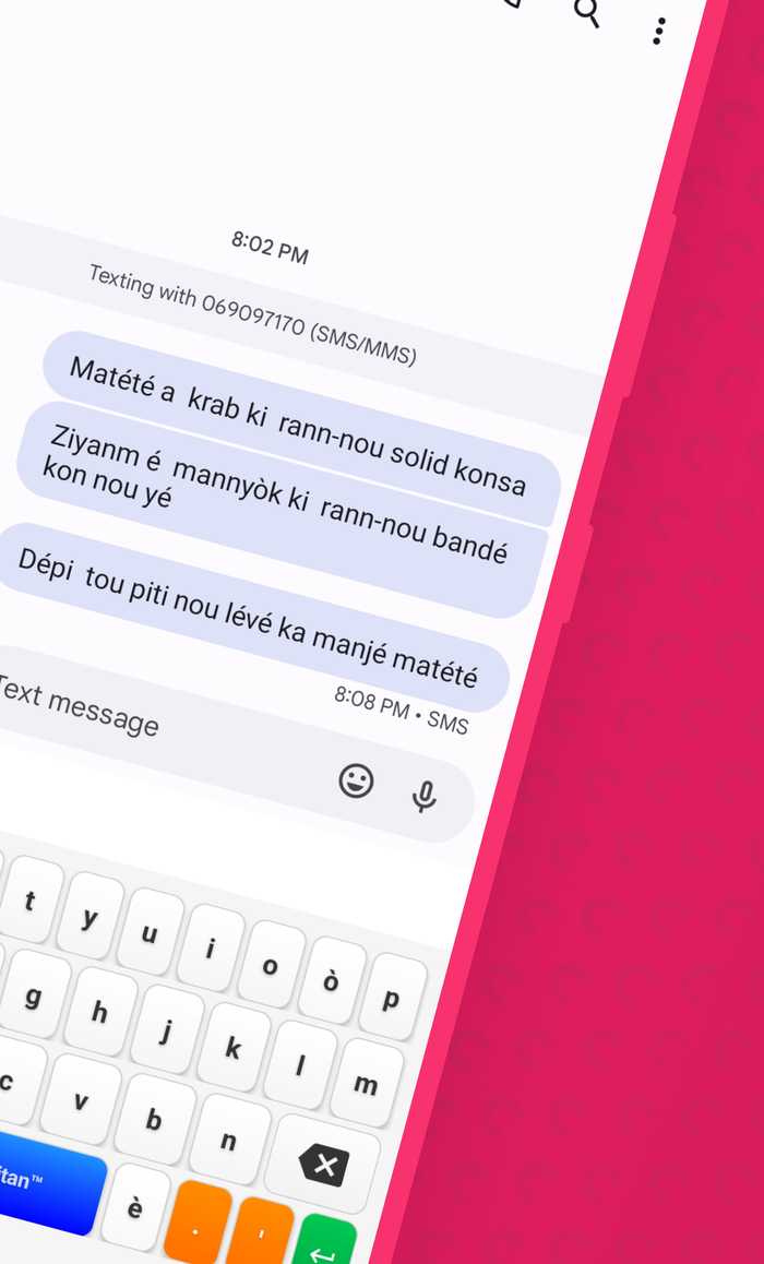 Conversation SMS écrite en créole avec le clavier